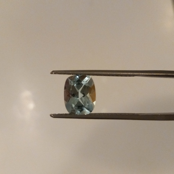 Aqua Marine Loose Gemstone. - Picture 1 of 8